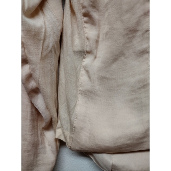 Jennifer Lopez pastel peach waterfall front zip long sleeve jacket shirt - Picture 10 of 11